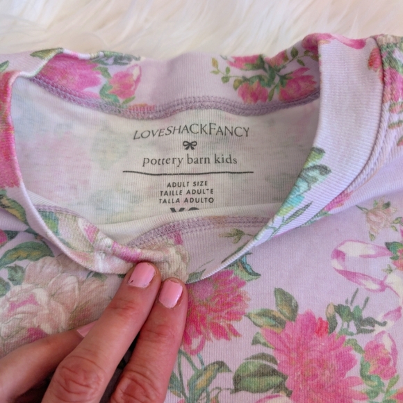 Loveshackfancy Cabbage Rose Potter Barn Pajama Set - Picture 10 of 12
